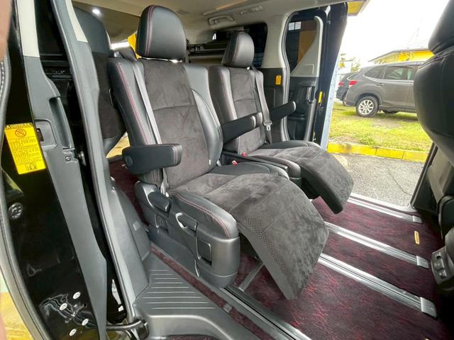 ヴェルファイア 2.4Z ゴールデンアイズ 純正HDDナビ CD DVD フルセグTV Bluetooth バックカメラ 両側パワースライドドア Wサンルーフ オートHIDライト クルコン パワーバックドア ETC ステアリングスイッチ(32枚目)