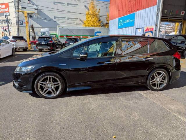 ジェイド ハイブリッドＸ・ホンダセンシング　禁煙　純正８インチＳＤナビ　ブルートゥース　フルセグテレビ　ＤＶＤ再生　ＥＴＣ　前後ドラレコ　ホンダセンシング　レ－ダ－クル－ズコントロ－ズ　フォグ　ＬＥＤオートライト　ＶＳＣ　ミュージックラック（12枚目）