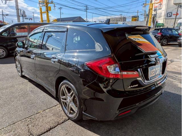 ジェイド ハイブリッドＸ・ホンダセンシング　禁煙　純正８インチＳＤナビ　ブルートゥース　フルセグテレビ　ＤＶＤ再生　ＥＴＣ　前後ドラレコ　ホンダセンシング　レ－ダ－クル－ズコントロ－ズ　フォグ　ＬＥＤオートライト　ＶＳＣ　ミュージックラック（16枚目）