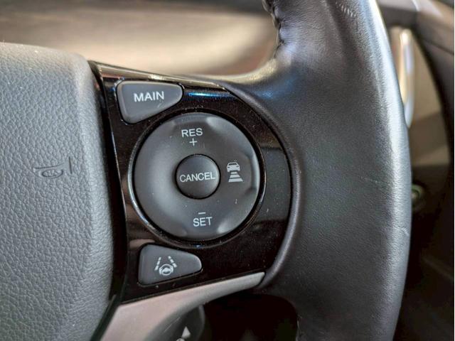 ジェイド ハイブリッドＸ・ホンダセンシング　禁煙　純正８インチＳＤナビ　ブルートゥース　フルセグテレビ　ＤＶＤ再生　ＥＴＣ　前後ドラレコ　ホンダセンシング　レ－ダ－クル－ズコントロ－ズ　フォグ　ＬＥＤオートライト　ＶＳＣ　ミュージックラック（19枚目）