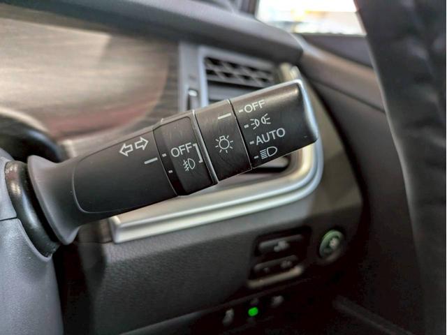 ジェイド ハイブリッドＸ・ホンダセンシング　禁煙　純正８インチＳＤナビ　ブルートゥース　フルセグテレビ　ＤＶＤ再生　ＥＴＣ　前後ドラレコ　ホンダセンシング　レ－ダ－クル－ズコントロ－ズ　フォグ　ＬＥＤオートライト　ＶＳＣ　ミュージックラック（22枚目）