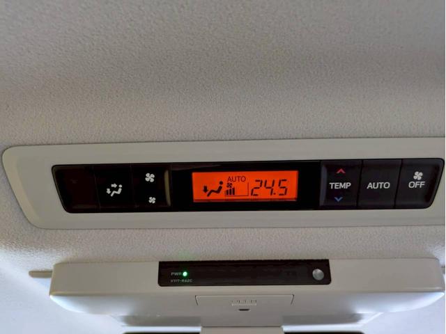 エスクァイア ハイブリッドＧｉ　純正９インチＳＤナビ　ＣＤＤＶＤ再生　バックカメラ　ブルートゥース　フルセグ　両側パワースライドドア　前後ドラレコ　？左右シ－トヒ－タ　ＬＥＤオートライト　クルーズコントロール　フリップダウンモニター（24枚目）