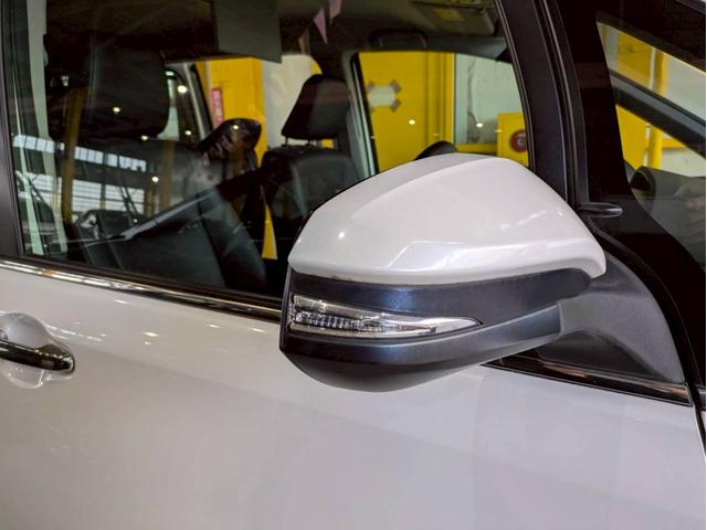 エスクァイア ハイブリッドＧｉ　純正９インチＳＤナビ　ＣＤＤＶＤ再生　バックカメラ　ブルートゥース　フルセグ　両側パワースライドドア　前後ドラレコ　？左右シ－トヒ－タ　ＬＥＤオートライト　クルーズコントロール　フリップダウンモニター（40枚目）