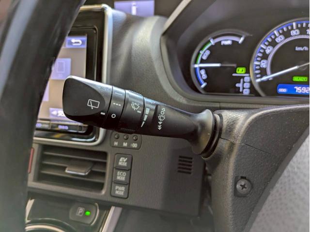 エスクァイア ハイブリッドＧｉ　純正９インチＳＤナビ　ＣＤＤＶＤ再生　バックカメラ　ブルートゥース　フルセグ　両側パワースライドドア　前後ドラレコ　？左右シ－トヒ－タ　ＬＥＤオートライト　クルーズコントロール　フリップダウンモニター（61枚目）