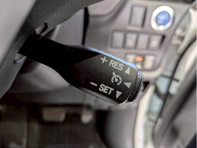 エスクァイア ハイブリッドＧｉ　純正９インチＳＤナビ　ＣＤＤＶＤ再生　バックカメラ　ブルートゥース　フルセグ　両側パワースライドドア　前後ドラレコ　？左右シ－トヒ－タ　ＬＥＤオートライト　クルーズコントロール　フリップダウンモニター（63枚目）