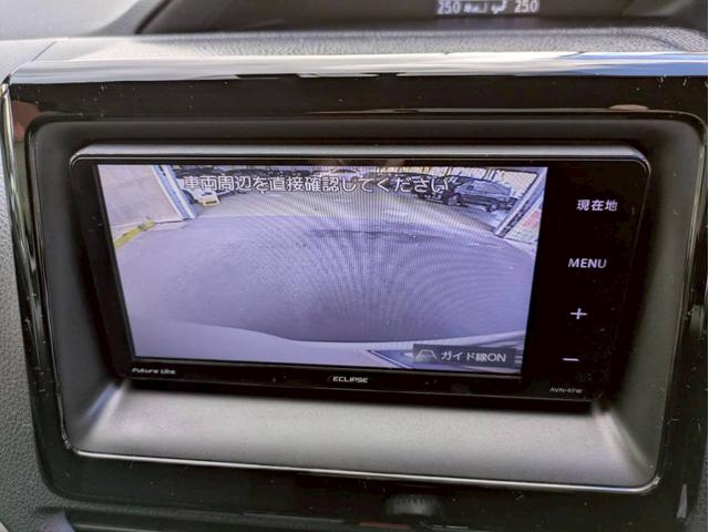 狭い場所でしっかりサポートしてくれるバックカメラ付☆目視では見えずらい所もしっかり確認できますのでギリギリの駐車でも安心して運転できますね♪