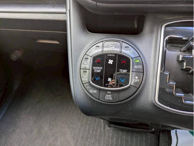 オートエアコン装備☆オートエアコンは設定温度を合わせるだけで自動で快適な空間にしてくれます。日差しの強い日も雨の日も室内は年中快適ですね！