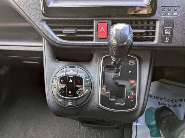 運転しやすいインパネ式のシフトです