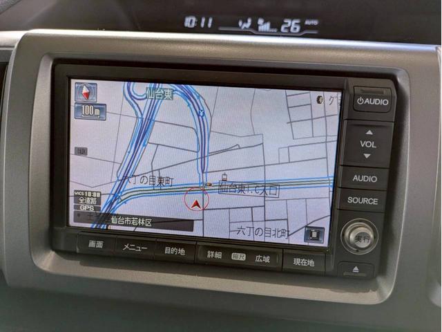 ステップワゴンスパーダ インターナビ　パワーエディション　禁煙車　ＨＤＤインターナビ　ＤＶＤ再生　ワンセグテレビ　ＥＴＣ　ミュージックサーバー　ＶＳＣ　フリップダウンモニター　バックカメラ　両側パワースライドドア　オートエアコン　ドラレコ（7枚目）