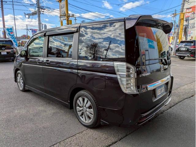 ステップワゴンスパーダ インターナビ　パワーエディション　禁煙車　ＨＤＤインターナビ　ＤＶＤ再生　ワンセグテレビ　ＥＴＣ　ミュージックサーバー　ＶＳＣ　フリップダウンモニター　バックカメラ　両側パワースライドドア　オートエアコン　ドラレコ（15枚目）