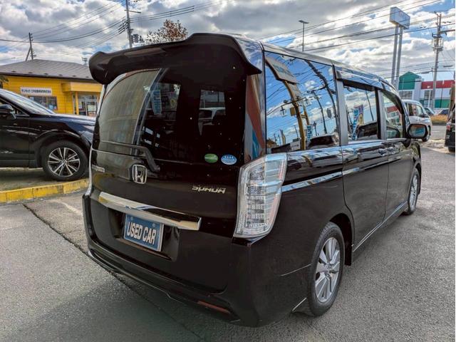 ステップワゴンスパーダ インターナビ　パワーエディション　禁煙車　ＨＤＤインターナビ　ＤＶＤ再生　ワンセグテレビ　ＥＴＣ　ミュージックサーバー　ＶＳＣ　フリップダウンモニター　バックカメラ　両側パワースライドドア　オートエアコン　ドラレコ（18枚目）