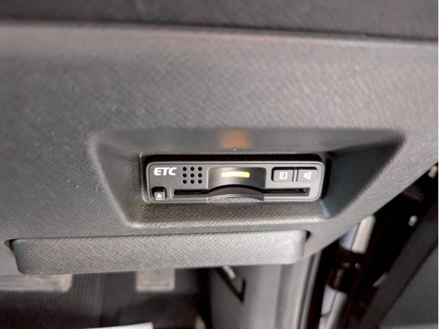 ステップワゴンスパーダ インターナビ　パワーエディション　禁煙車　ＨＤＤインターナビ　ＤＶＤ再生　ワンセグテレビ　ＥＴＣ　ミュージックサーバー　ＶＳＣ　フリップダウンモニター　バックカメラ　両側パワースライドドア　オートエアコン　ドラレコ（38枚目）