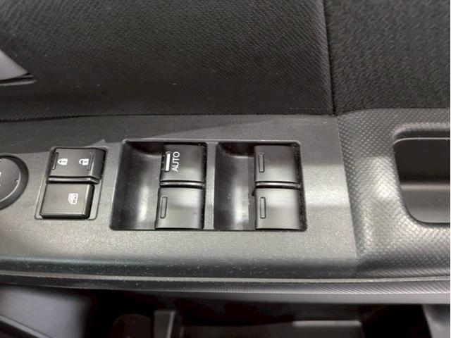 ステップワゴンスパーダ インターナビ　パワーエディション　禁煙車　ＨＤＤインターナビ　ＤＶＤ再生　ワンセグテレビ　ＥＴＣ　ミュージックサーバー　ＶＳＣ　フリップダウンモニター　バックカメラ　両側パワースライドドア　オートエアコン　ドラレコ（41枚目）