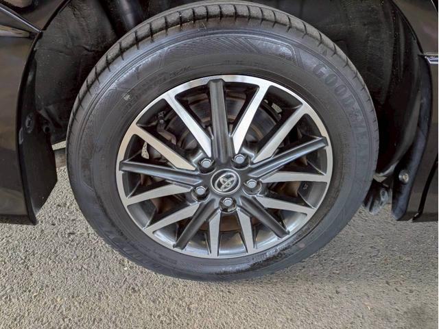 ヴォクシー ＺＳ　煌ＩＩ　禁煙車　純正ＳＤナビ　ブルートゥース　フルセグテレビ　ＤＶＤ再生　ＥＴＣ　オートマチックハイビーム　プリクラッシュセーフティシステム　ＶＳＣ　バックカメラ　車線逸脱警報　アイドリングストップ（44枚目）
