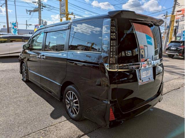 ヴォクシー ＺＳ　煌ＩＩ　禁煙車　純正ＳＤナビ　ブルートゥース　フルセグテレビ　ＤＶＤ再生　ＥＴＣ　オートマチックハイビーム　プリクラッシュセーフティシステム　ＶＳＣ　バックカメラ　車線逸脱警報　アイドリングストップ（59枚目）