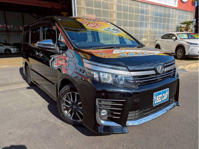 ヴォクシー ＺＳ　煌ＩＩ　禁煙車　純正ＳＤナビ　ブルートゥース　フルセグテレビ　ＤＶＤ再生　ＥＴＣ　オートマチックハイビーム　プリクラッシュセーフティシステム　ＶＳＣ　バックカメラ　車線逸脱警報　アイドリングストップ（64枚目）