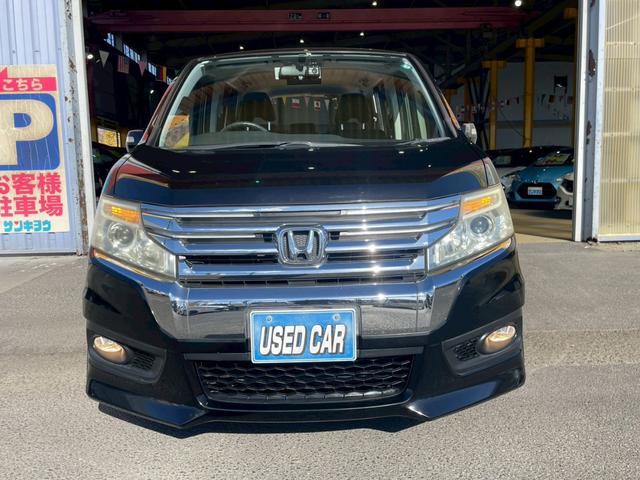 ステップワゴンスパーダ Ｓ　４ＷＤ　禁煙車　クラリオンＳＤナビ　ＣＤ　ＤＶＤ　フルセグテレビ　バックカメラ　アルパインフリップダウン　両側パワースライドドア　ワンオーナー　クルーズコントロール　前後ドライブレコーダー（3枚目）