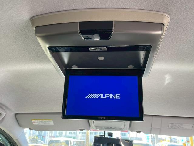 ステップワゴンスパーダ Ｓ　４ＷＤ　禁煙車　クラリオンＳＤナビ　ＣＤ　ＤＶＤ　フルセグテレビ　バックカメラ　アルパインフリップダウン　両側パワースライドドア　ワンオーナー　クルーズコントロール　前後ドライブレコーダー（6枚目）