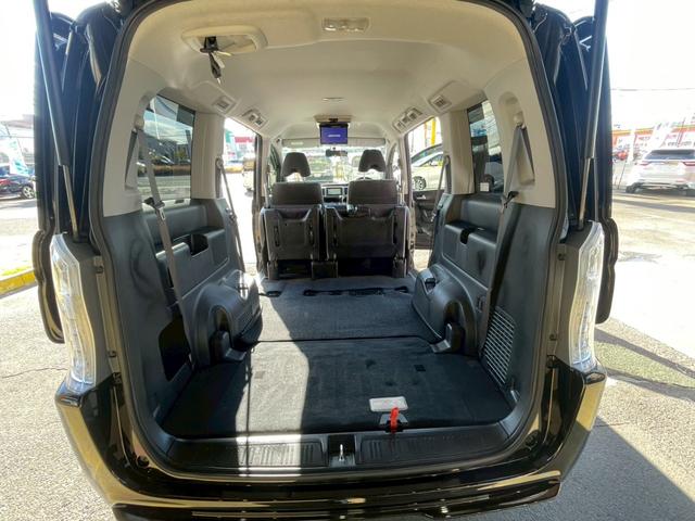 ステップワゴンスパーダ Ｓ　４ＷＤ　禁煙車　クラリオンＳＤナビ　ＣＤ　ＤＶＤ　フルセグテレビ　バックカメラ　アルパインフリップダウン　両側パワースライドドア　ワンオーナー　クルーズコントロール　前後ドライブレコーダー（16枚目）