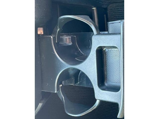 ステップワゴンスパーダ Ｓ　４ＷＤ　禁煙車　クラリオンＳＤナビ　ＣＤ　ＤＶＤ　フルセグテレビ　バックカメラ　アルパインフリップダウン　両側パワースライドドア　ワンオーナー　クルーズコントロール　前後ドライブレコーダー（40枚目）