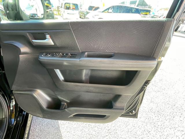 ステップワゴンスパーダ Ｓ　４ＷＤ　禁煙車　クラリオンＳＤナビ　ＣＤ　ＤＶＤ　フルセグテレビ　バックカメラ　アルパインフリップダウン　両側パワースライドドア　ワンオーナー　クルーズコントロール　前後ドライブレコーダー（50枚目）