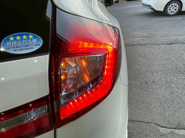 ジェイド X・ホンダセンシング 禁煙車 純正8インチSDナビ CD DVD フルセグテレビ ブルートゥース バックカメラ ホンダセンシング ドラレコ LEDオートライト フリップダウンモニター スマートキー(23枚目)