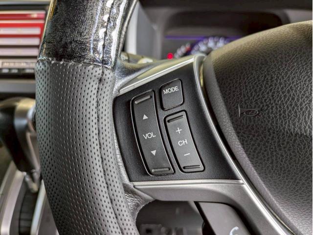 ステップワゴンスパーダ Ｚ　インターナビセレクション　純正インタ－ナビ　ＣＤ　ＤＶＤ再生　バックカメラ　両側パワースライドドア　フリップダウンモニター　パドルシフト　デジタルル－ムミラ－　前後ドライブレコーダー　クルーズコントロール　ＥＴＣ（11枚目）