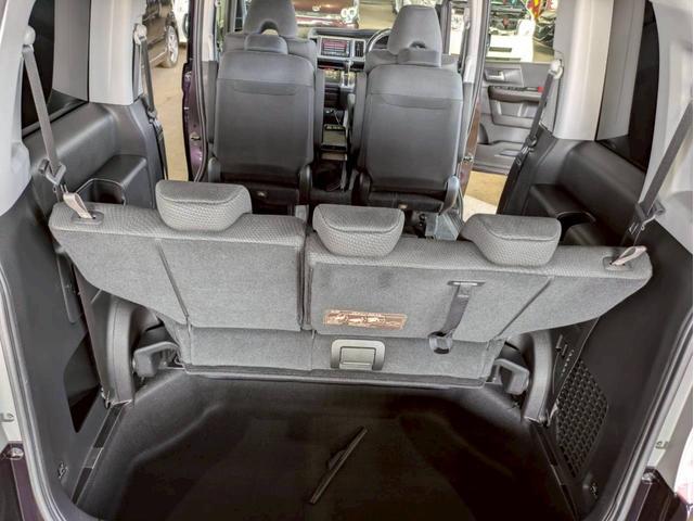 ステップワゴンスパーダ Ｚ　インターナビセレクション　純正インタ－ナビ　ＣＤ　ＤＶＤ再生　バックカメラ　両側パワースライドドア　フリップダウンモニター　パドルシフト　デジタルル－ムミラ－　前後ドライブレコーダー　クルーズコントロール　ＥＴＣ（24枚目）