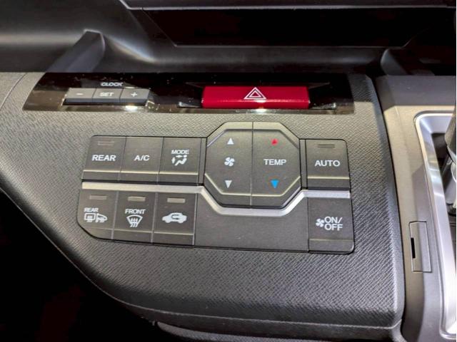 ステップワゴンスパーダ Ｚ　インターナビセレクション　純正インタ－ナビ　ＣＤ　ＤＶＤ再生　バックカメラ　両側パワースライドドア　フリップダウンモニター　パドルシフト　デジタルル－ムミラ－　前後ドライブレコーダー　クルーズコントロール　ＥＴＣ（57枚目）