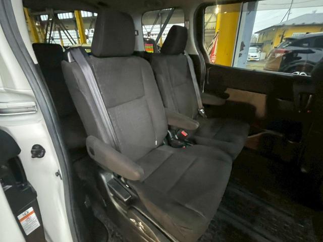 ノア Ｇ　カロッツェリア９インチＳＤナビ　ブルートゥース　フルセグテレビ　ＤＶＤ　ＳＤ録音　ビルトインＥＴＣ　デュアルオートエアコン　左パワースライドドア　ＶＳＣ　アイドリングストップ　ドラレコ（46枚目）