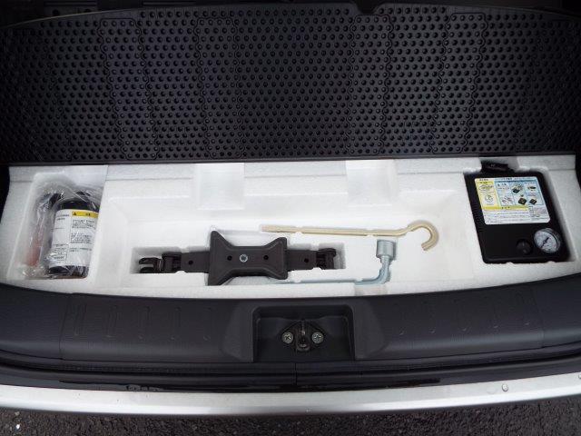 XS 4WD 衝突被害軽減ブレーキ付 HID ナビTV付(35枚目)