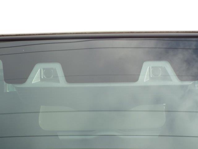 ＰＡ　４ＷＤ　アイドリングストップ　セーフティサポート装着車　横滑り防止付　デュアルカメラブレーキサポート　ラジオ　オートハイビームプライバシーガラス(17枚目)