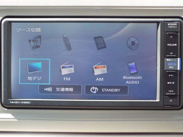 Ｌ　ＳＡ３　純正ナビＴＶ　ＤＶＤ　ＣＤ　Ｂｌｕｅｔｏｏｔｈ　スマートアシスト３　ＣＶＴ　エコアイドル　横滑り防止付き　バックカメラ　ＬＥＤヘッドライト　オートハイビーム　パーキングセンサー　ステアリングスイッチ　キーレスエントリー　プライバシーガラス(8枚目)