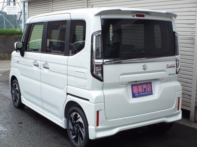スペーシアカスタム ハイブリッドＸＳターボ　４ＷＤ　９型全方位モニター付ナビＴＶ　スズキコネクト対応　両側パワースライドドア　アイドリングストップ　横滑り防止付き　デュアルセンサーブレーキ２　オートライト　ＬＥＤヘッドライト・フォグ　ヘッドアップディスプレイ　ハーフレザーシート（6枚目）