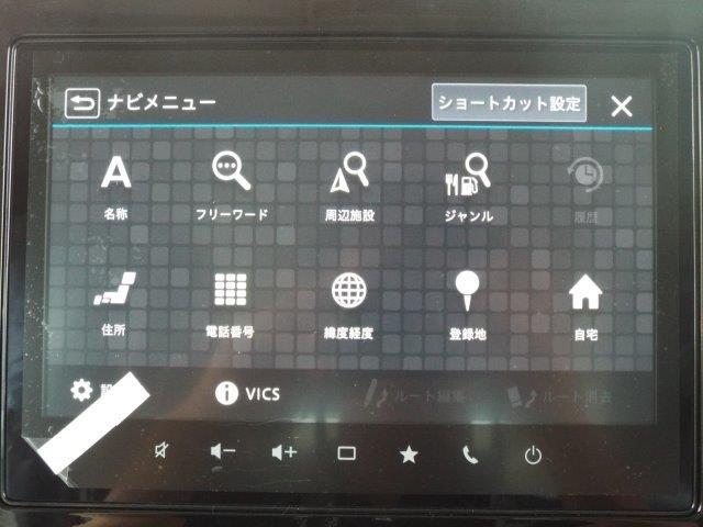スペーシアカスタム ハイブリッドＸＳターボ　４ＷＤ　９型全方位モニター付ナビＴＶ　スズキコネクト対応　両側パワースライドドア　アイドリングストップ　横滑り防止付き　デュアルセンサーブレーキ２　オートライト　ＬＥＤヘッドライト・フォグ　ヘッドアップディスプレイ　ハーフレザーシート（8枚目）