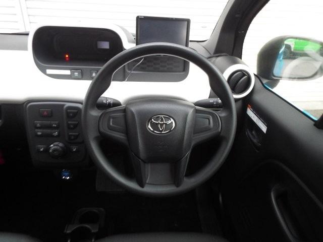 シーポッド Ｇ　ナビＴＶ　バックカメラ　トヨタセーフティセンス　ＣＶＴ　オートライト　シートヒーター　プライバシーガラス　パーキングセンサー　ＬＥＤヘッドライト　車輌接近通報装置　プッシュスタート　ウィンカーミラー（7枚目）
