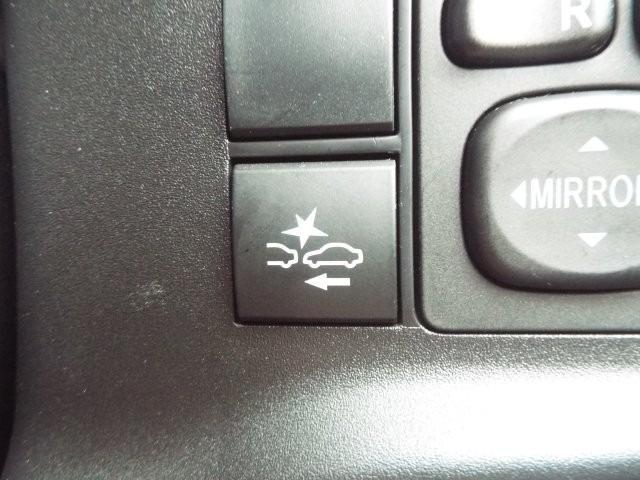 シーポッド Ｇ　ナビＴＶ　バックカメラ　トヨタセーフティセンス　ＣＶＴ　オートライト　シートヒーター　プライバシーガラス　パーキングセンサー　ＬＥＤヘッドライト　車輌接近通報装置　プッシュスタート　ウィンカーミラー（13枚目）
