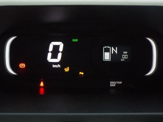 シーポッド Ｇ　ナビＴＶ　バックカメラ　トヨタセーフティセンス　ＣＶＴ　オートライト　シートヒーター　プライバシーガラス　パーキングセンサー　ＬＥＤヘッドライト　車輌接近通報装置　プッシュスタート　ウィンカーミラー（25枚目）