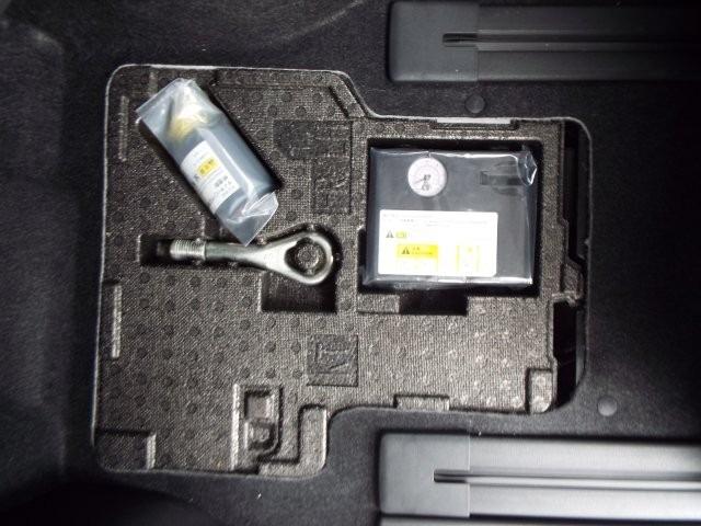 タント ファンクロスターボ　スマートアシストブレーキ　横滑り防止付き　両側パワースライドドア　ＣＶＴ　エコアイドル　ＬＥＤヘッドライト・フォグランプ　シートヒーター　クルーズコントロール　電動格納式ドアミラー　パーキングセンサー　プッシュスタート　ステアリングスイッチ（35枚目）