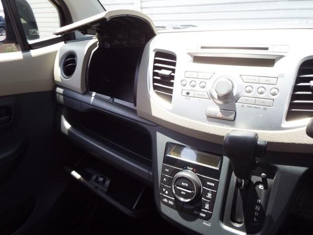 ワゴンＲ ＦＸ　エネチャージ搭載車　アイドリングストップ　ＣＤプレーヤー装着車　ＣＶＴ　プライバシーガラス　電動格納式ドアミラー　キーレスエントリー（16枚目）
