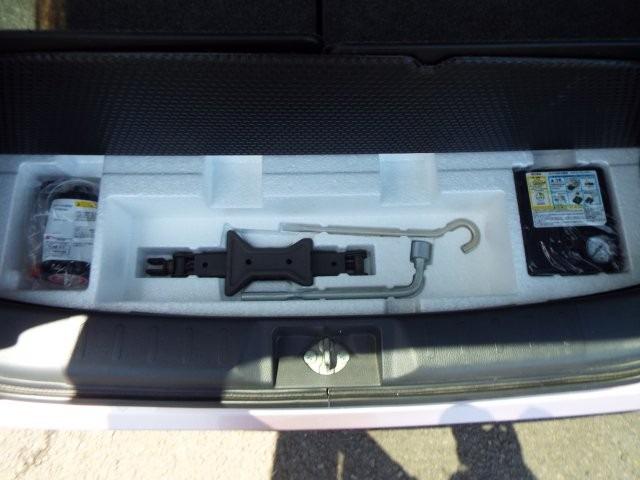 ワゴンＲ ＦＸ　エネチャージ搭載車　アイドリングストップ　ＣＤプレーヤー装着車　ＣＶＴ　プライバシーガラス　電動格納式ドアミラー　キーレスエントリー（23枚目）