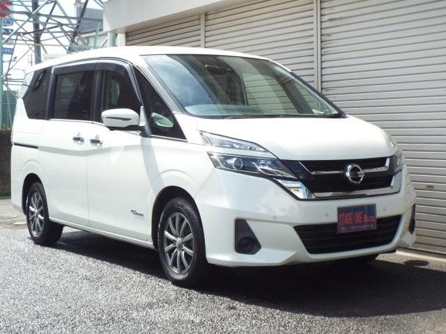 セレナ Ｘ　ナビＴＶ　ＤＶＤ　ＣＤ　Ｂｌｕｅｔｏｏｔｈ　アラウンドビューモニター　フリップダウンモニター　両側パワースライドドア　エマージェンシーブレーキ　アイドリングストップ　オートライト　ＬＥＤヘッドライト　クルーズコントロール　パーキングセンサー（2枚目）