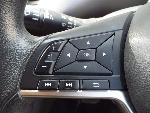 セレナ Ｘ　ナビＴＶ　ＤＶＤ　ＣＤ　Ｂｌｕｅｔｏｏｔｈ　アラウンドビューモニター　フリップダウンモニター　両側パワースライドドア　エマージェンシーブレーキ　アイドリングストップ　オートライト　ＬＥＤヘッドライト　クルーズコントロール　パーキングセンサー（16枚目）