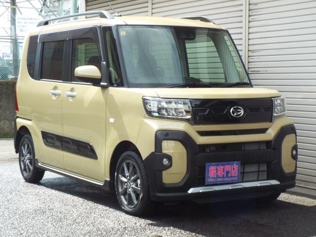 タント ファンクロス　ナビＴＶ　ＤＶＤ　ＣＤ　Ｂｌｕｅｔｏｏｔｈ　全方位カメラ付き　両側パワースライドドア　アイドリングストップ　シートヒーター　オートライト　オートハイビーム　ＬＥＤヘッドライト　ＬＥＤフォグランプ　パーキングセンサー　リアサンシェード（2枚目）
