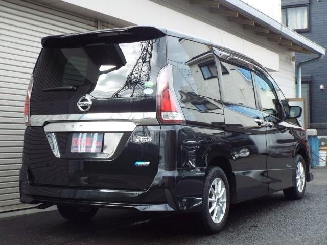 セレナ ＨＷＳプロパイロットエディション　４ＷＤ　純正９型ナビＴＶ　フリップダウンモニター　バックカメラ　エマージェンシーブレーキ　プロパイロット　アイドリングストップ　オートライト　クルーズコントロール　ＬＥＤヘッドライト・フォグ　両側ハンズフリーオートスライドドア（5枚目）