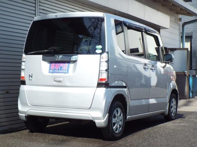 Ｎ－ＢＯＸ Ｇ　４ＷＤ　ギャザズＣＤステレオ　横滑り防止付き　ＣＶＴ　アイドリングストップ　電動格納式ドアミラー　ミラーヒーター　ＥＣＯＮ　プライバシーガラス　プッシュスタート（5枚目）