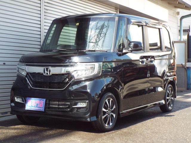 Ｎ－ＢＯＸカスタム Ｇ・Ｌホンダセンシング　ナビＴＶ　ＤＶＤ　ＣＤ　Ｂｔ　バックカメラ　パワースライドドア　ＣＶＴ　アイドリングストップ　クルーズコントロール　ＬＥＤヘッドライト　フォグ　横滑り防止付き　オートライト　オートハイビーム　プッシュスタート　ステアリングスイッチ（4枚目）