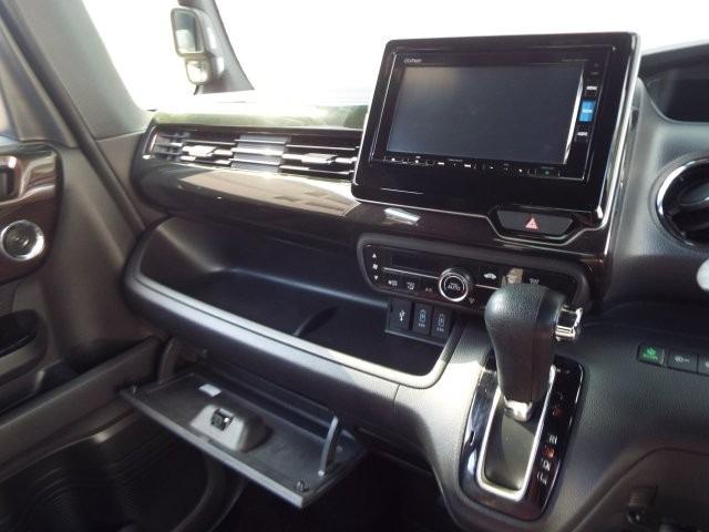 Ｎ－ＢＯＸカスタム Ｇ・Ｌホンダセンシング　ナビＴＶ　ＤＶＤ　ＣＤ　Ｂｔ　バックカメラ　パワースライドドア　ＣＶＴ　アイドリングストップ　クルーズコントロール　ＬＥＤヘッドライト　フォグ　横滑り防止付き　オートライト　オートハイビーム　プッシュスタート　ステアリングスイッチ（30枚目）