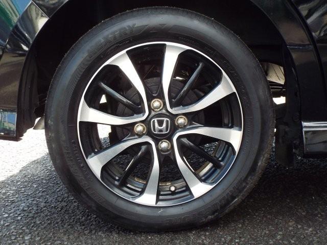 Ｎ－ＢＯＸカスタム Ｇ・Ｌホンダセンシング　ナビＴＶ　ＤＶＤ　ＣＤ　Ｂｔ　バックカメラ　パワースライドドア　ＣＶＴ　アイドリングストップ　クルーズコントロール　ＬＥＤヘッドライト　フォグ　横滑り防止付き　オートライト　オートハイビーム　プッシュスタート　ステアリングスイッチ（32枚目）