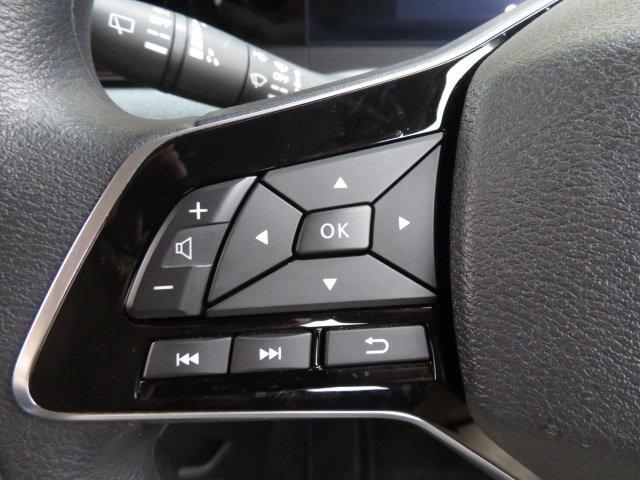 サクラ Ｘ　９型ナビＴＶ　ＤＶＤ　ＣＤ　Ｂｌｕｅｔｏｏｔｈ　アラウンドビューモニター　エマージェンシーブレーキ　ＬＥＤヘッドライト　フォグ　横滑り防止付き　シートヒーター　電動格納ドアミラー　ウィンカーミラー　セーフティシールド　純正１４インチアルミホイール（14枚目）